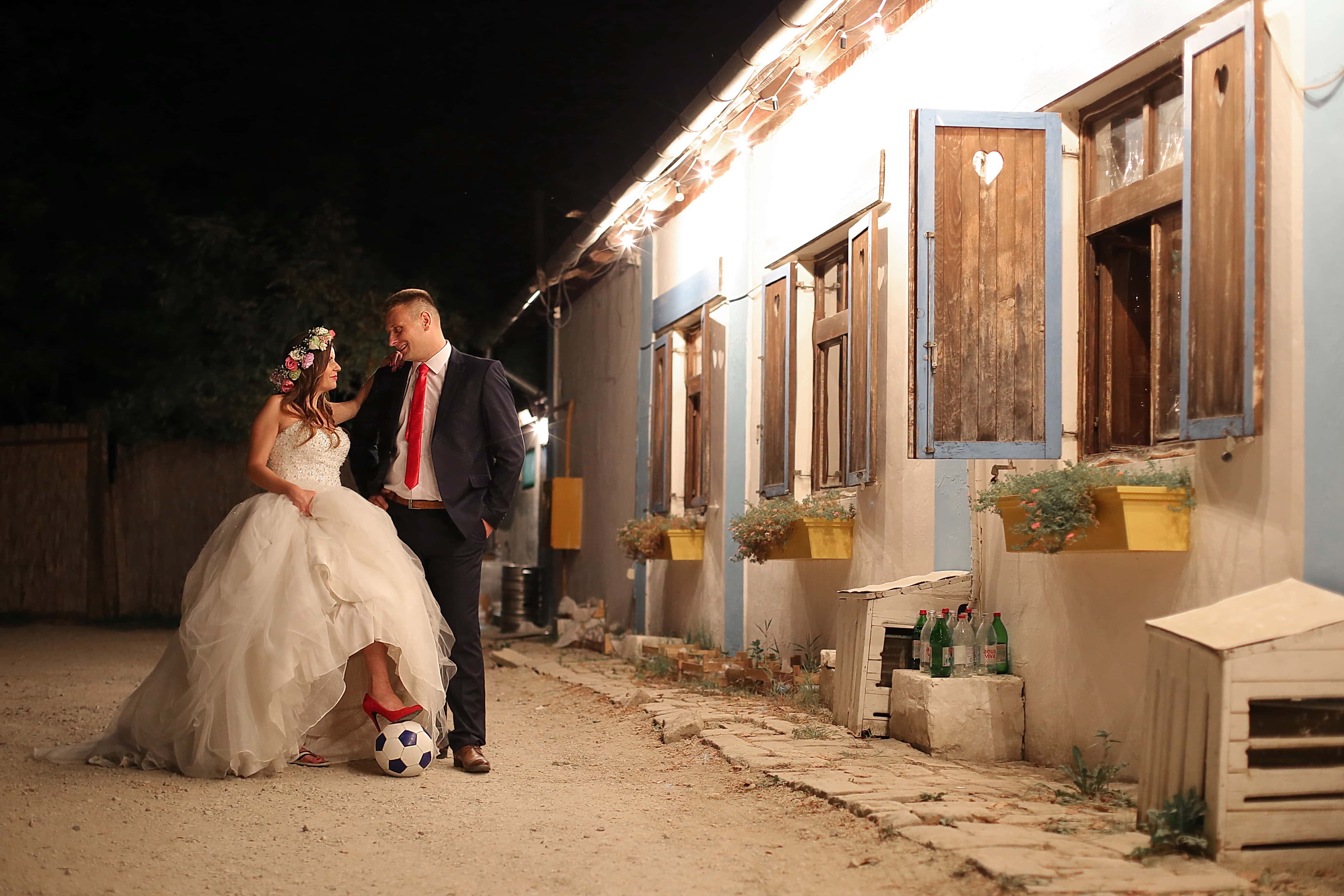 Detail Foto Pengantin Dari Belakang Nomer 41