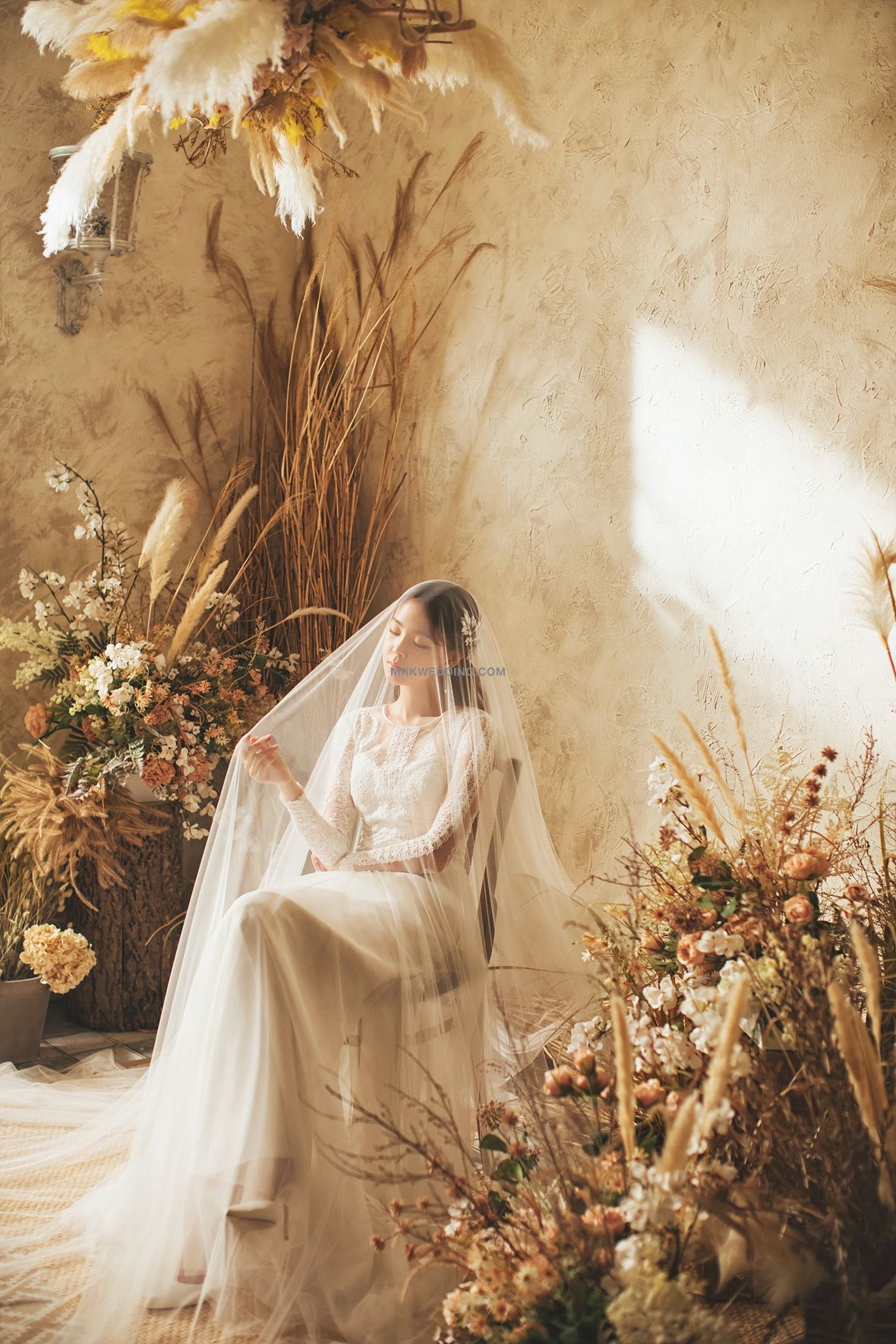 Detail Foto Pengantin Dari Belakang Nomer 10