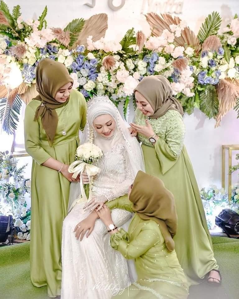 Detail Foto Pengantin Di Pelaminan Nomer 10