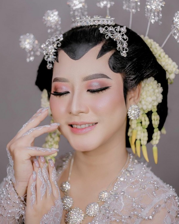 Detail Foto Pengantin Jawa Nomer 36