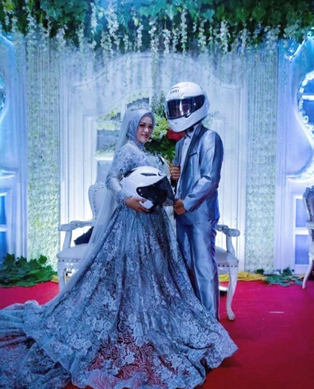 Foto Pengantin Lucu - KibrisPDR