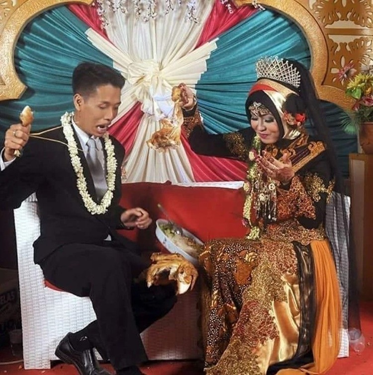 Detail Foto Pengantin Lucu Nomer 52