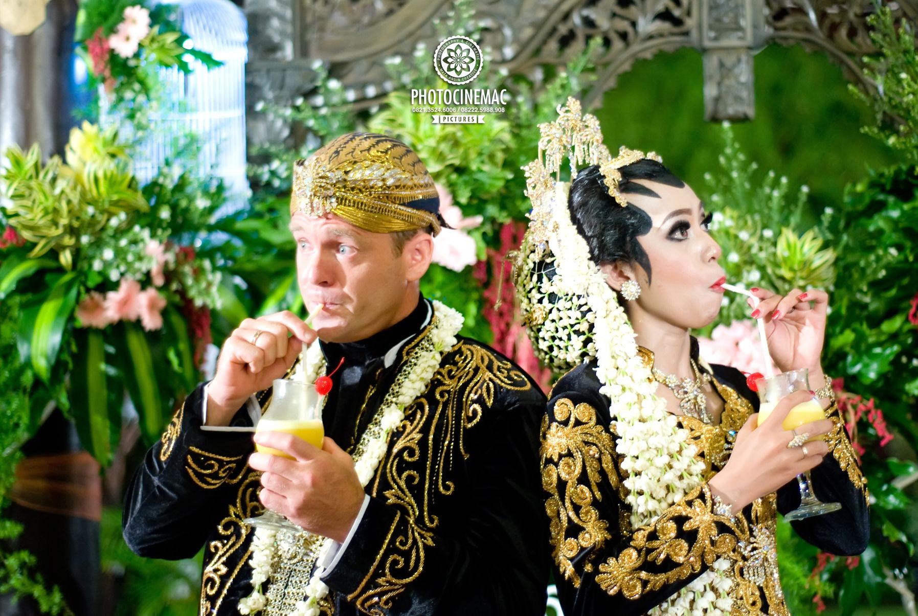 Detail Foto Pengantin Lucu Nomer 8