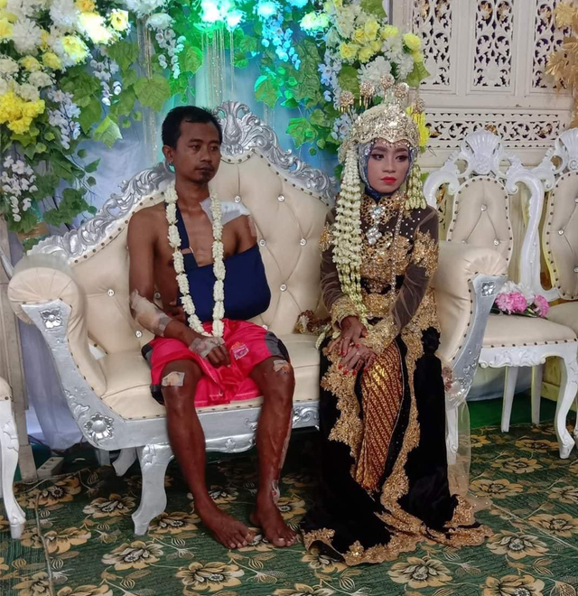 Detail Foto Pengantin Pria Nomer 9