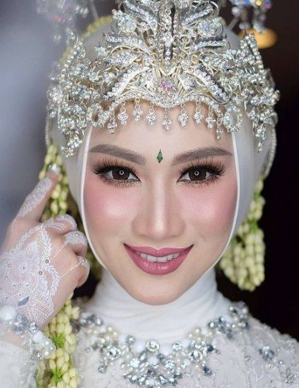 Detail Foto Pengantin Sunda Berhijab Nomer 4