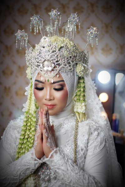 Detail Foto Pengantin Sunda Hijab Nomer 57