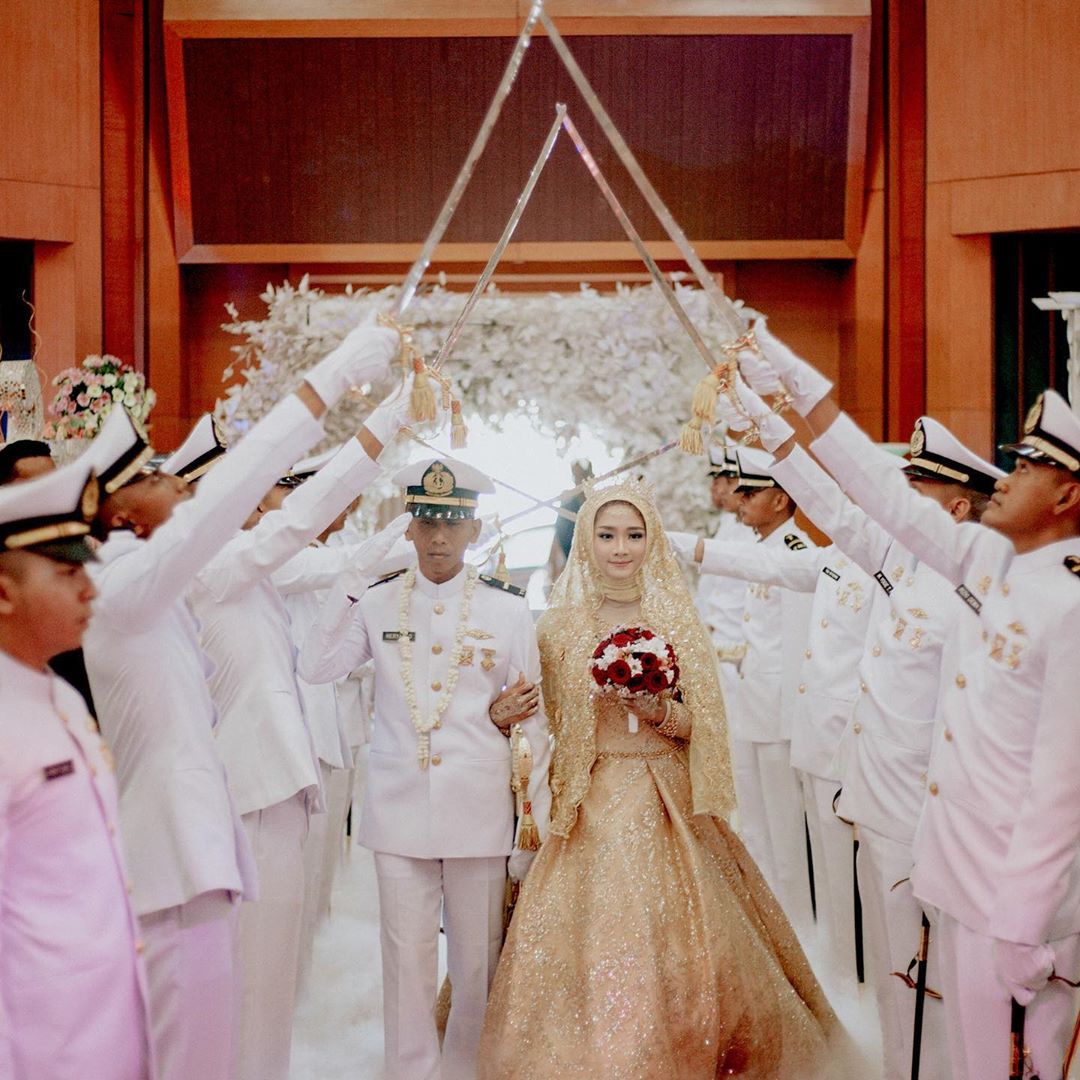 Detail Foto Pengantin Tentara Nomer 8