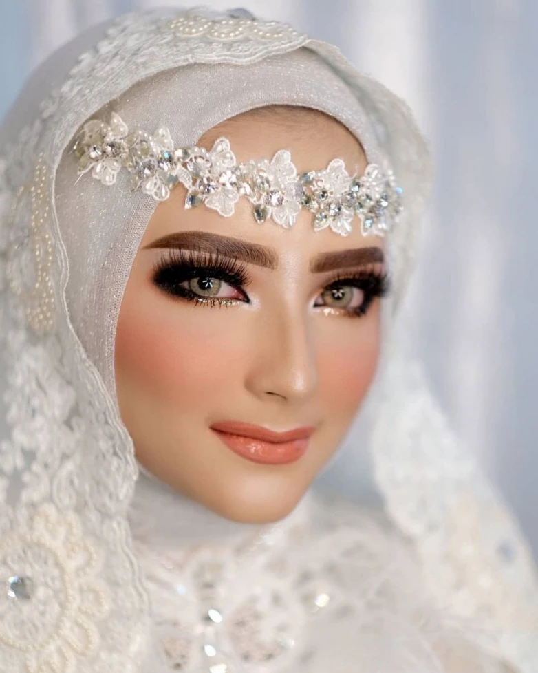 Detail Foto Pengantin Wanita Muslimah Nomer 42