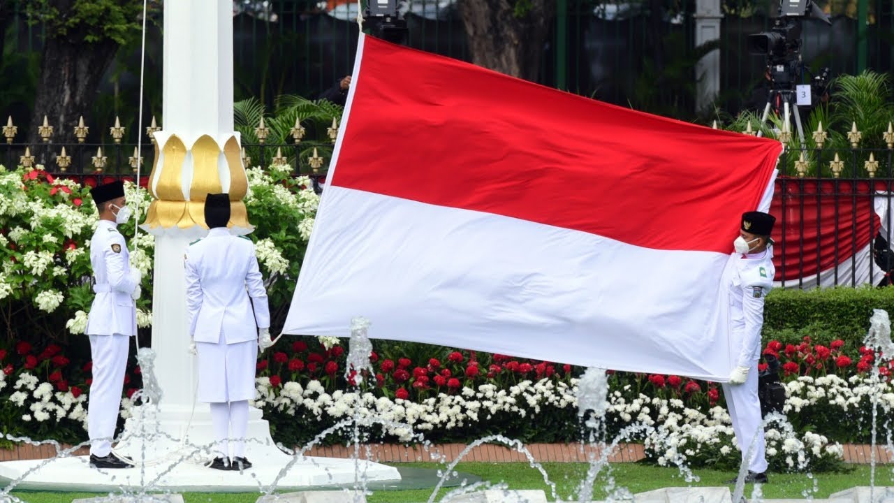 Detail Foto Pengibaran Bendera 17 Agustus 1945 Nomer 20