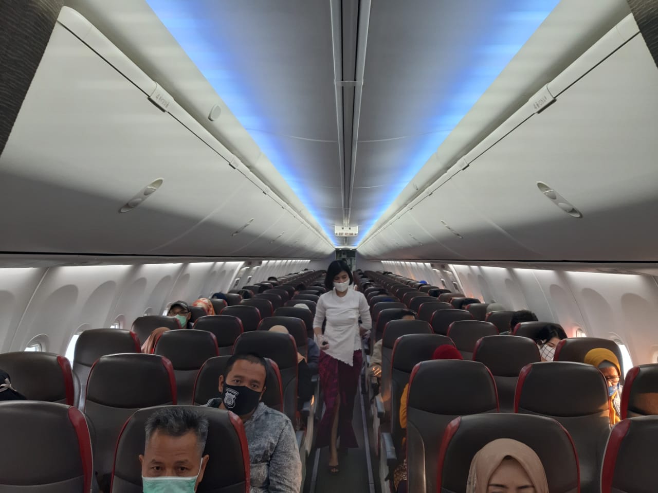 Detail Foto Penumpang Lion Air Nomer 2