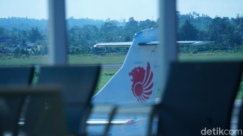 Detail Foto Penumpang Lion Air Nomer 15