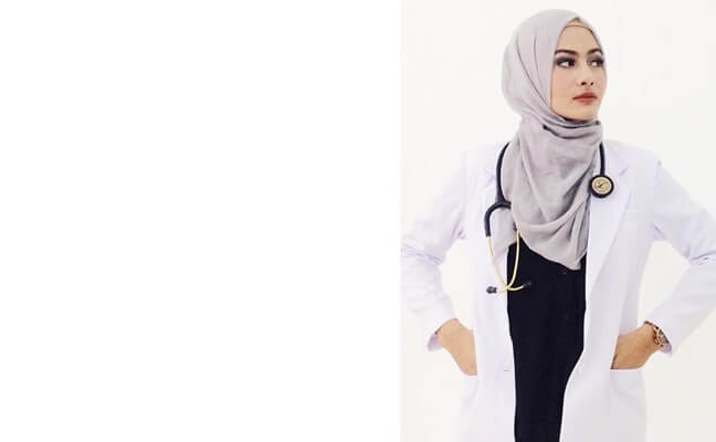 Download Foto Perawat Berhijab Nomer 55