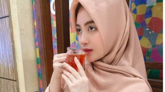 Detail Foto Perawat Berhijab Nomer 59