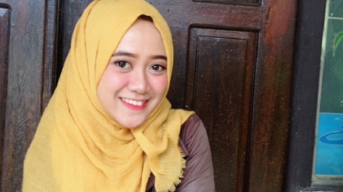 Detail Foto Perempuan Cantik Berhijab Nomer 42