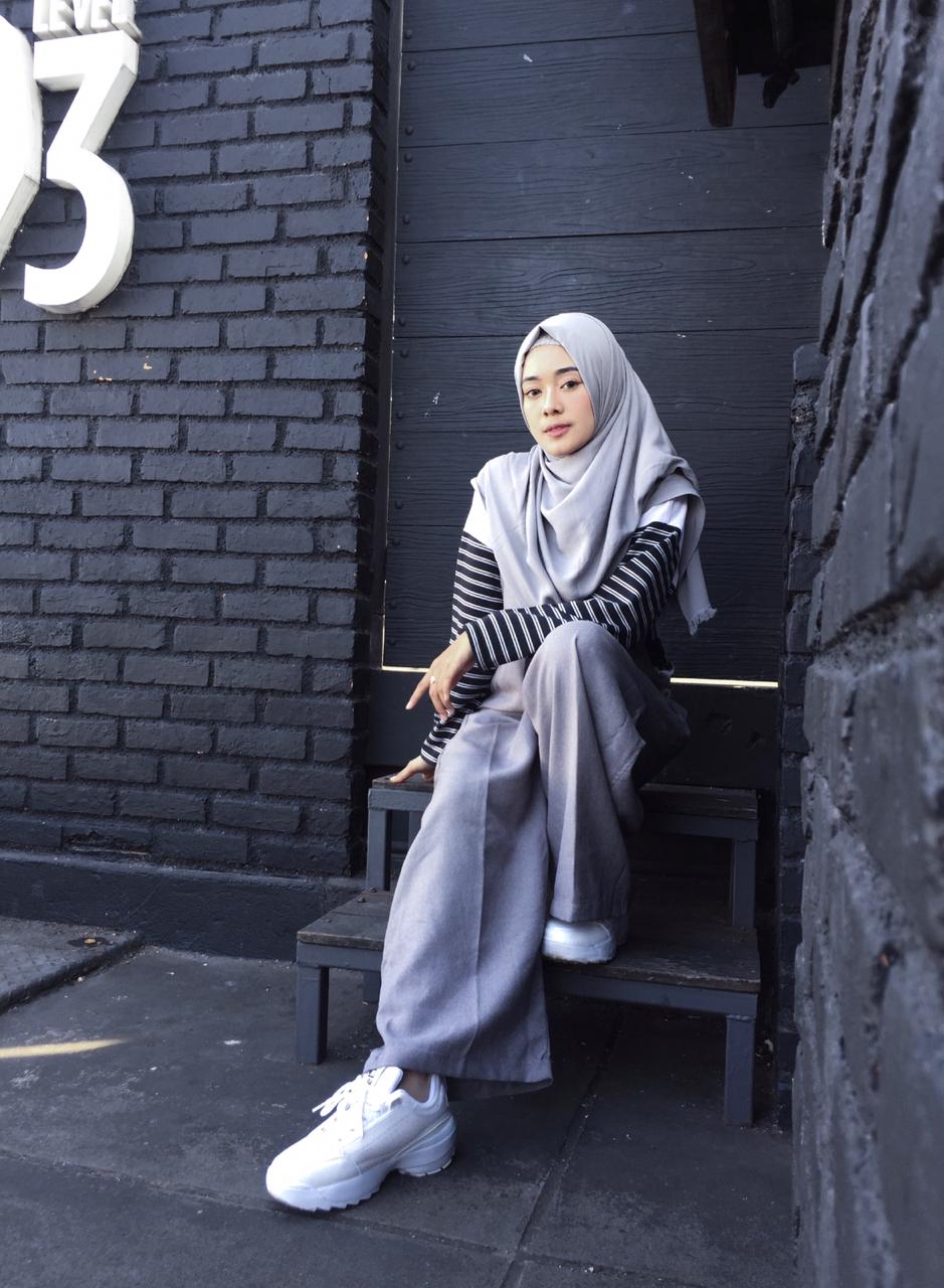 Detail Foto Perempuan Hijab Nomer 20