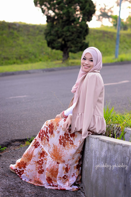 Detail Foto Perempuan Hijab Syar I Nomer 13