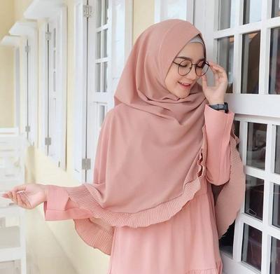 Detail Foto Perempuan Hijab Syar I Nomer 17