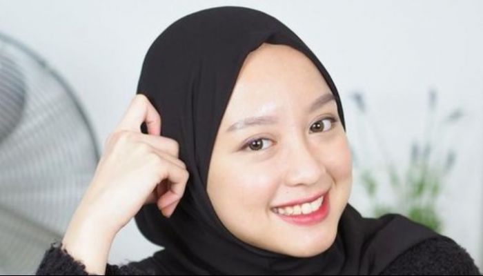 Detail Foto Perempuan Sederhana Nomer 14