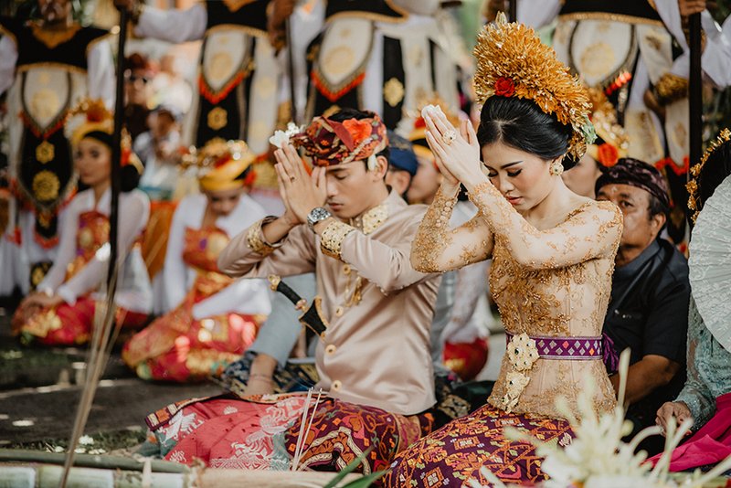 Detail Foto Pernikahan Adat Bali Nomer 7