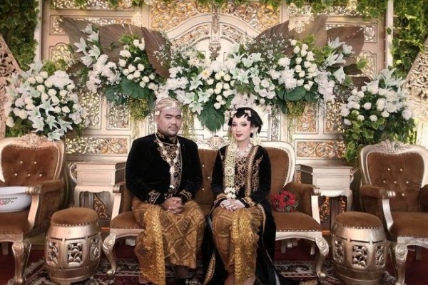 Detail Foto Pernikahan Adat Jawa Nomer 22