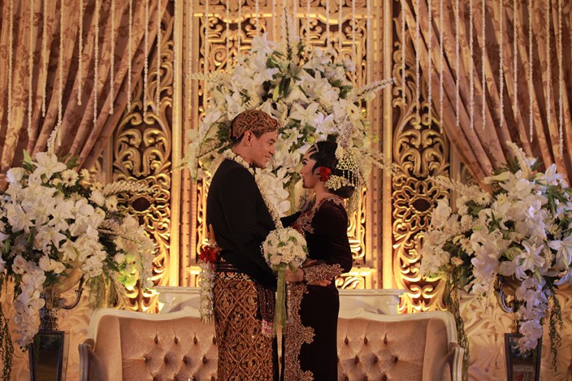 Detail Foto Pernikahan Adat Jawa Tengah Nomer 3