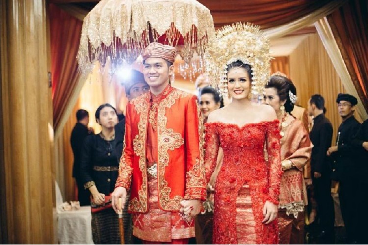 Detail Foto Pernikahan Adat Minang Nomer 4