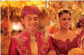 Detail Foto Pernikahan Adat Minang Nomer 44