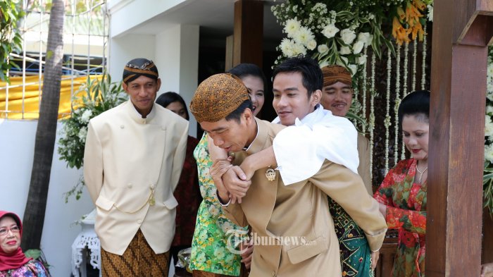 Detail Foto Pernikahan Anak Jokowi Nomer 33