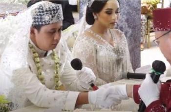 Detail Foto Pernikahan Ayu Ting Ting Nomer 38
