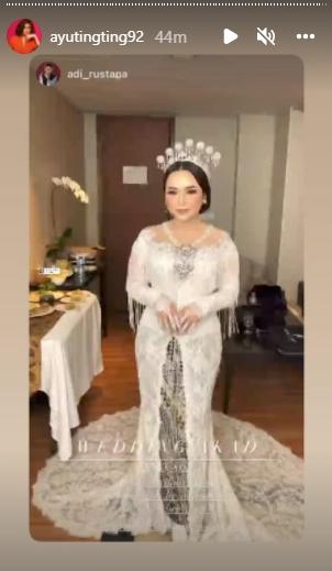 Detail Foto Pernikahan Ayu Ting Ting Nomer 50