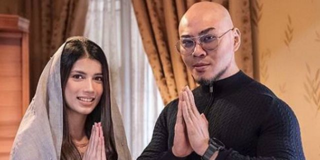 Detail Foto Pernikahan Deddy Corbuzier Dan Kalina Nomer 26