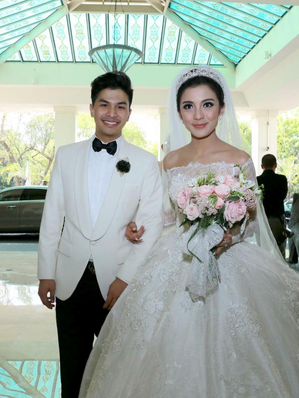 Detail Foto Pernikahan Glen Dan Chelsea Nomer 18