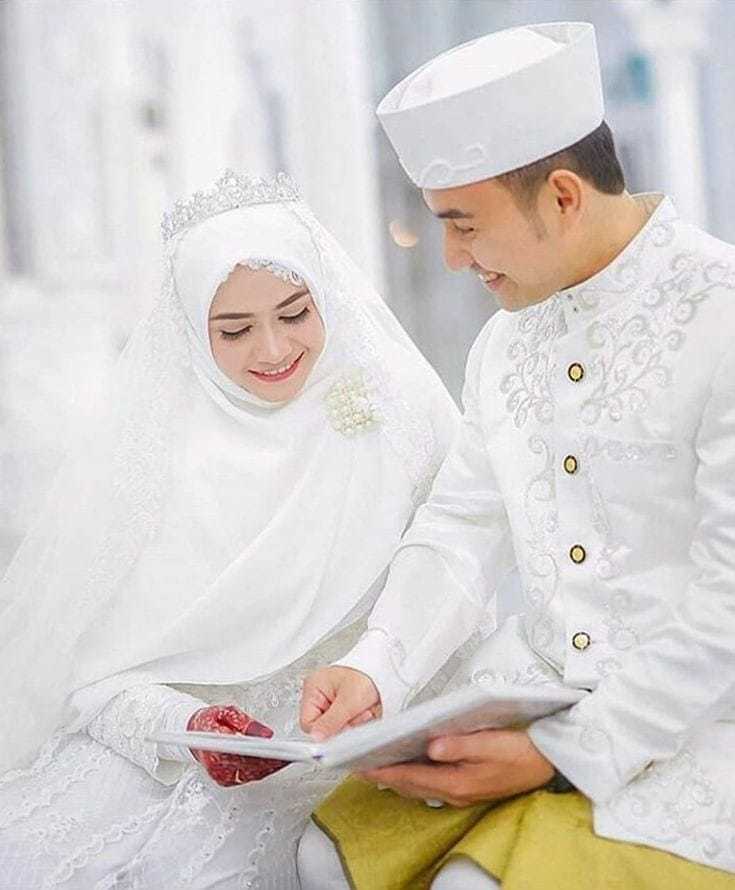 Detail Foto Pernikahan Islami Romantis Nomer 12