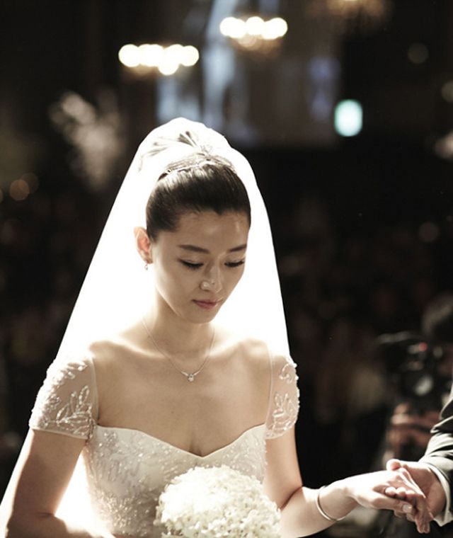 Foto Pernikahan Jun Ji Hyun - KibrisPDR