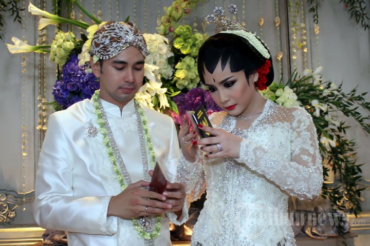 Detail Foto Pernikahan Raffi Ahmad Dan Nagita Slavina Nomer 34