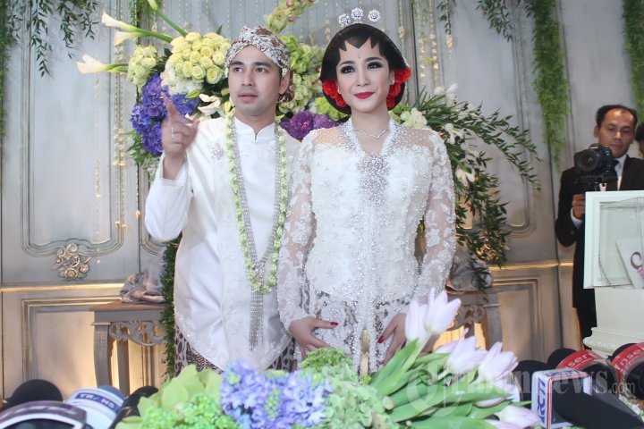 Detail Foto Pernikahan Raffi Ahmad Dan Nagita Slavina Nomer 37