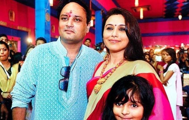 Detail Foto Pernikahan Rani Mukherjee Nomer 17