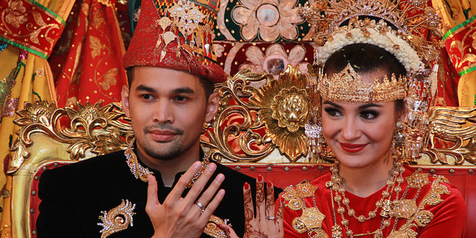 Detail Foto Pernikahan Shireen Sungkar Nomer 34