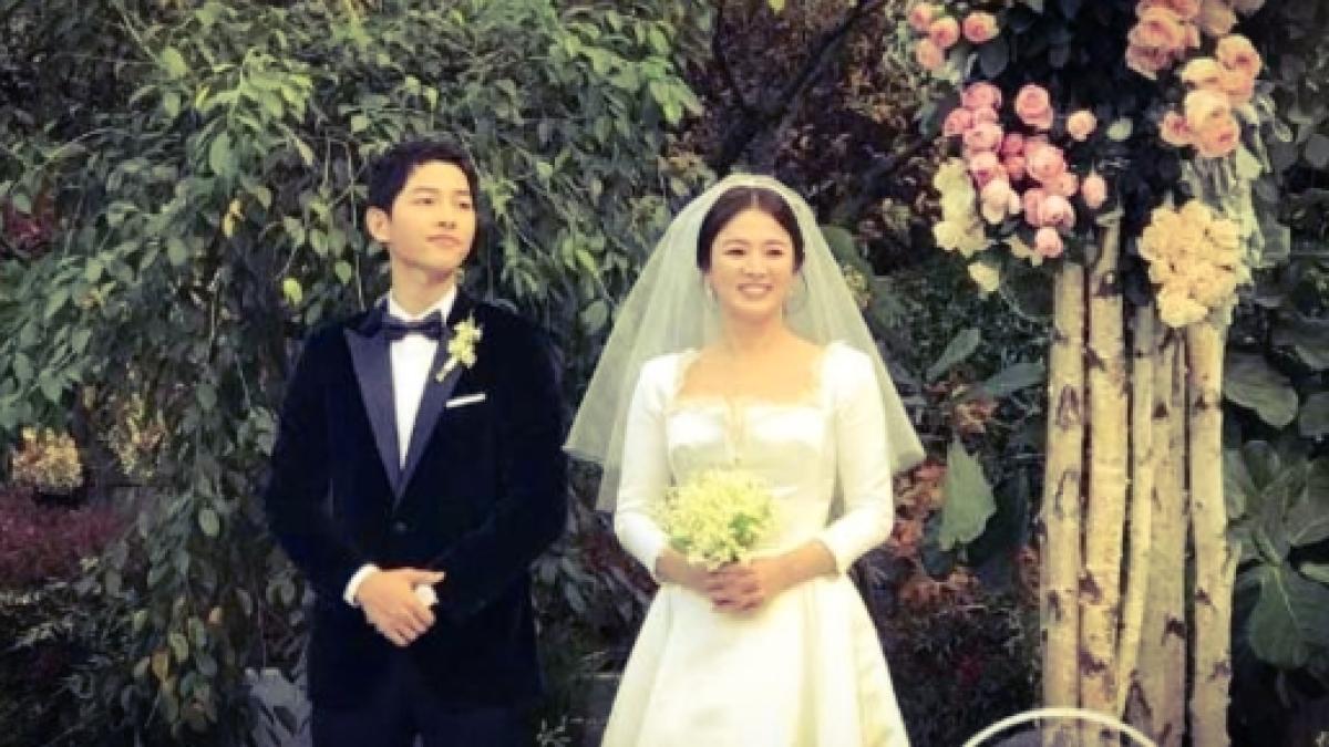 Detail Foto Pernikahan Song Jong Ki Dan Song Hye Kyo Nomer 32