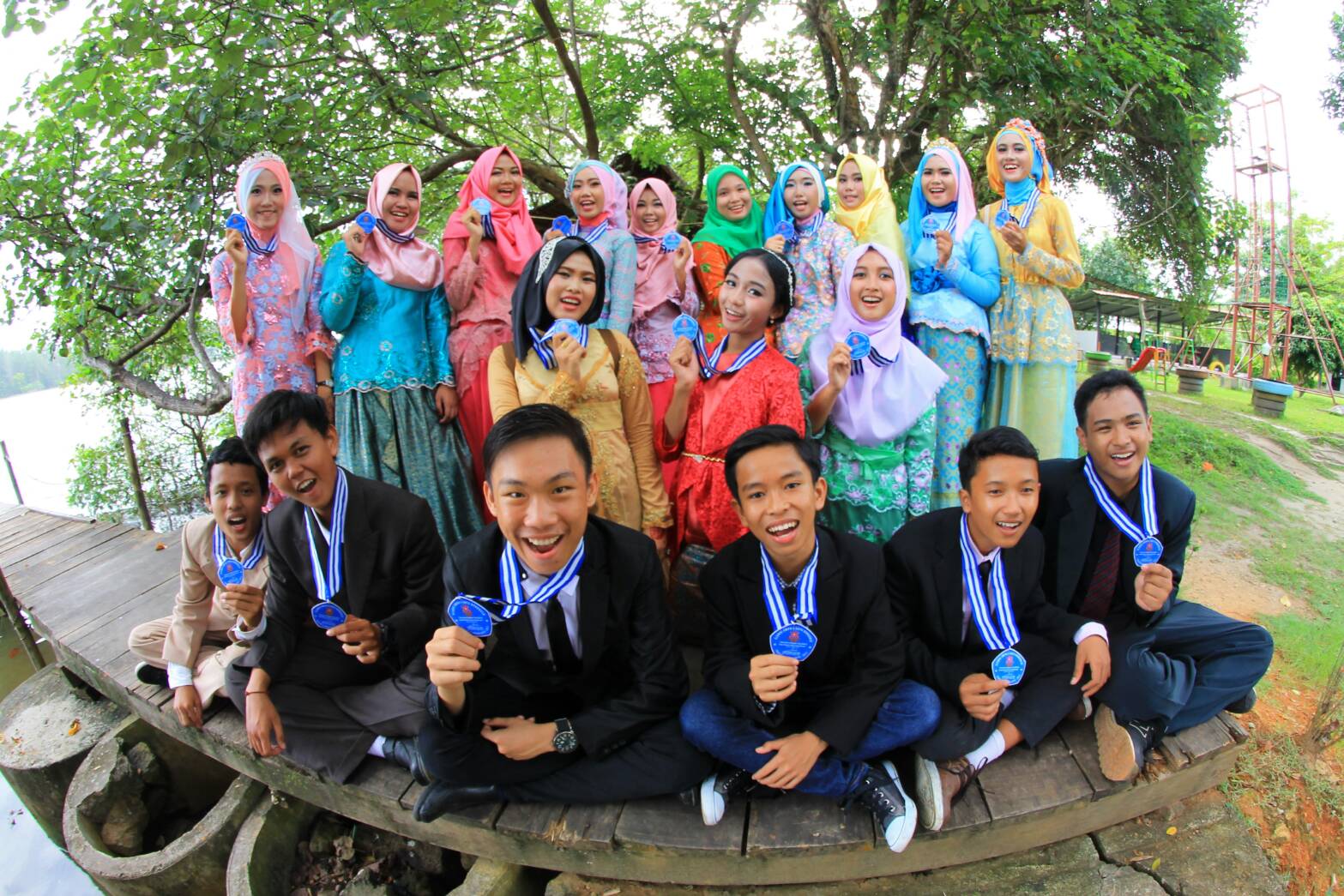 Detail Foto Perpisahan Sekolah Nomer 18