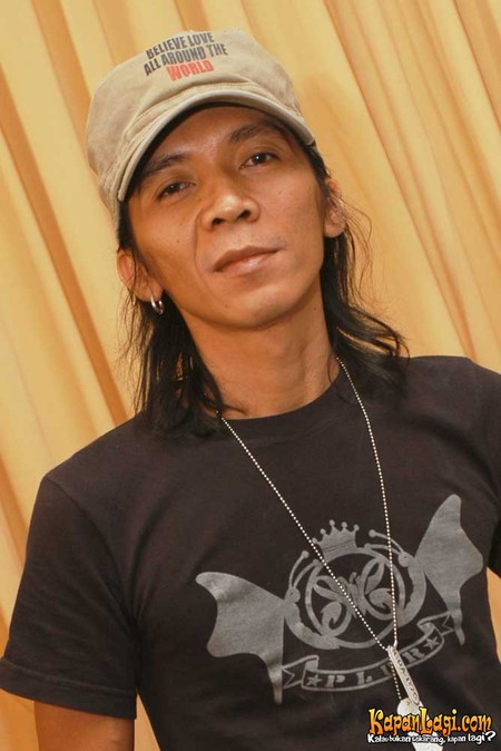 Detail Foto Personil Slank Nomer 35