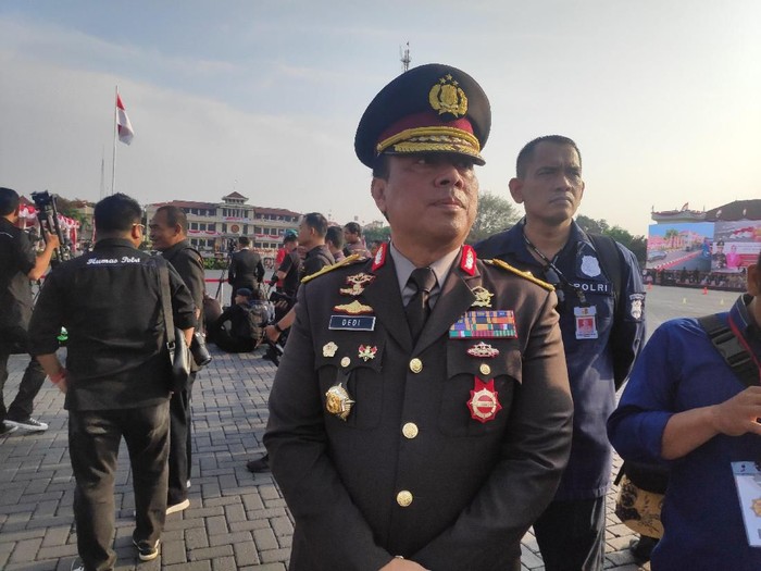 Detail Foto Perwira Polisi Nomer 49