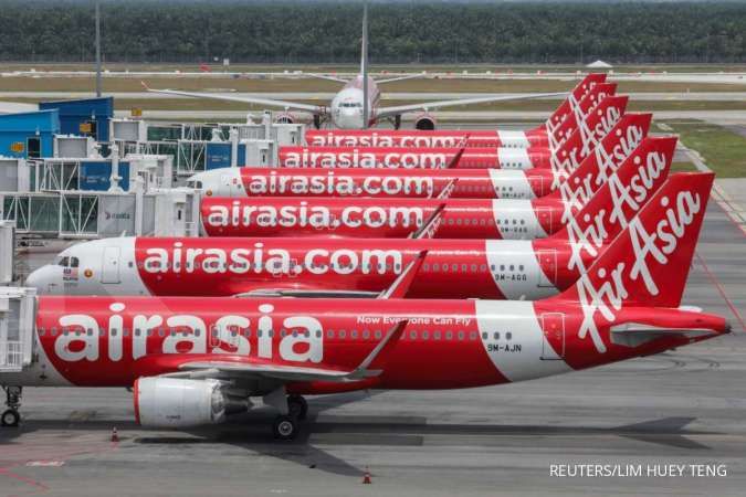 Detail Foto Pesawat Air Asia Nomer 17