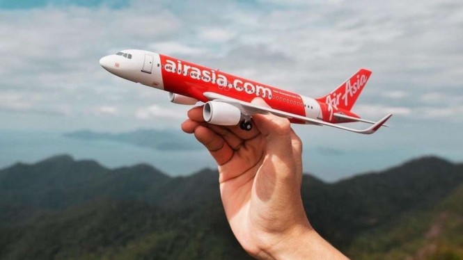 Detail Foto Pesawat Air Asia Nomer 41