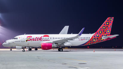 Detail Foto Pesawat Batik Air Nomer 10