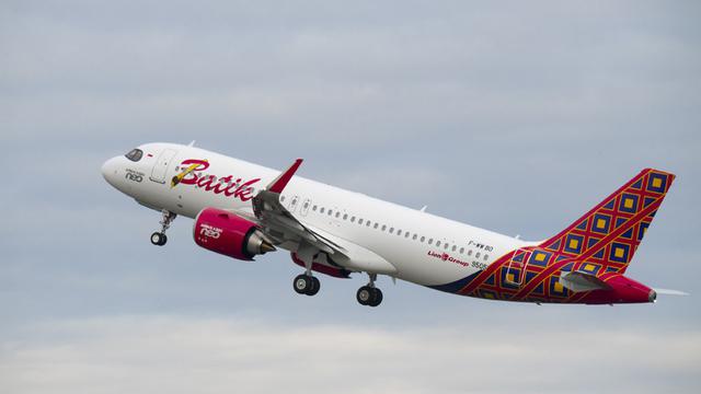 Detail Foto Pesawat Batik Air Nomer 11