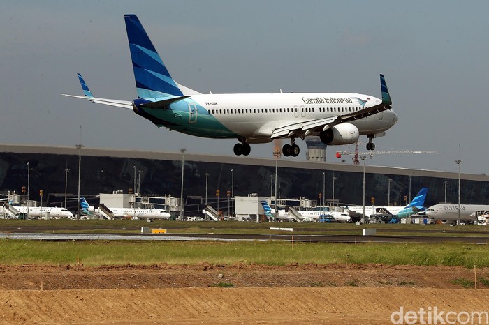 Detail Foto Pesawat Di Bandara Nomer 46