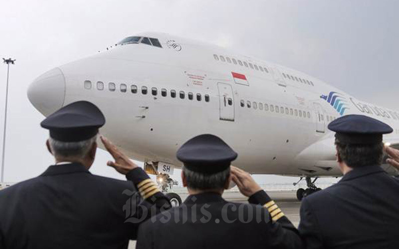 Detail Foto Pesawat Garuda Boeing 747 Nomer 46