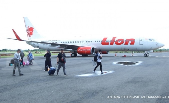 Detail Foto Pesawat Lion Air Di Bandara Nomer 4