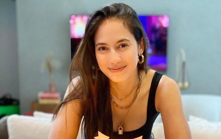 Detail Foto Pevita Pearce Terbaru Nomer 36